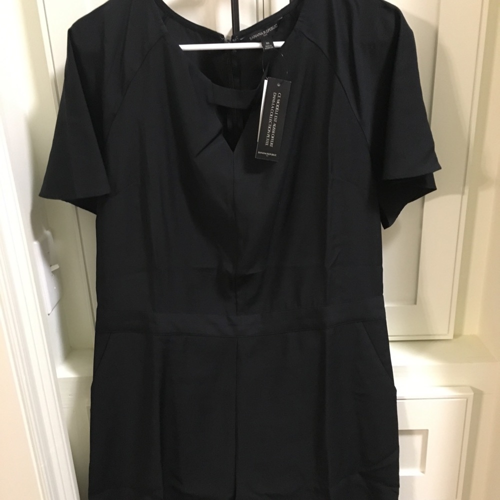 Banana Republic Black romper - Picture 1 of 3